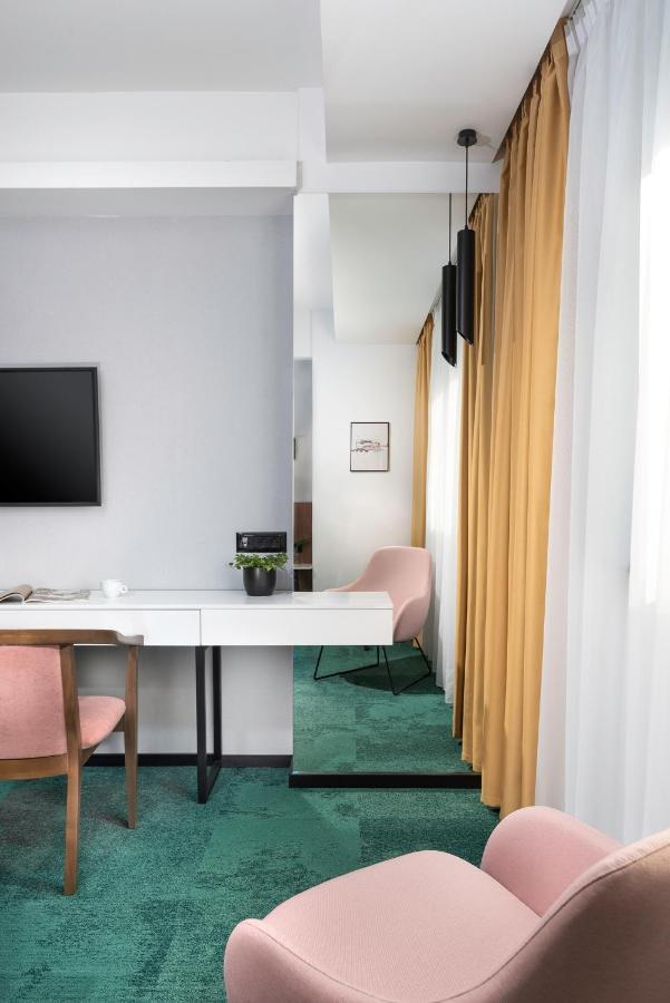 Hotel Tim'S Скопье Экстерьер фото