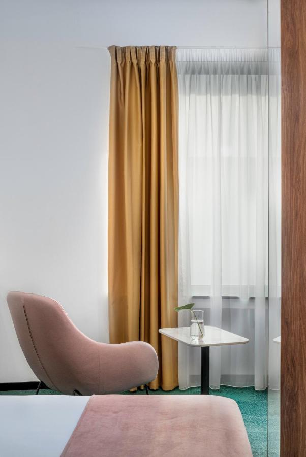 Hotel Tim'S Скопье Экстерьер фото