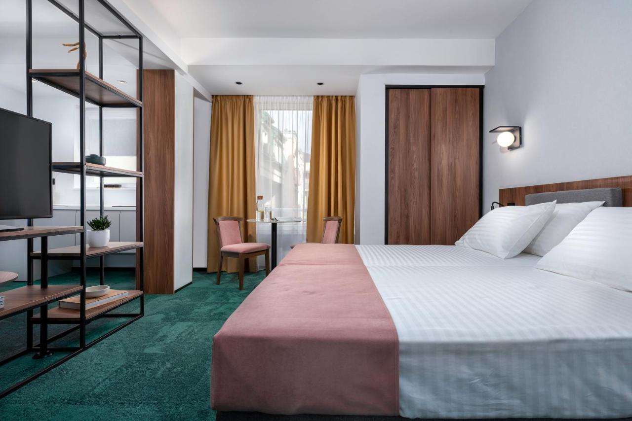Hotel Tim'S Скопье Экстерьер фото