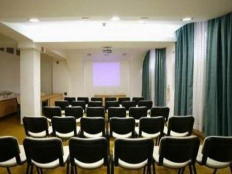 Hotel Tim'S Скопье Экстерьер фото